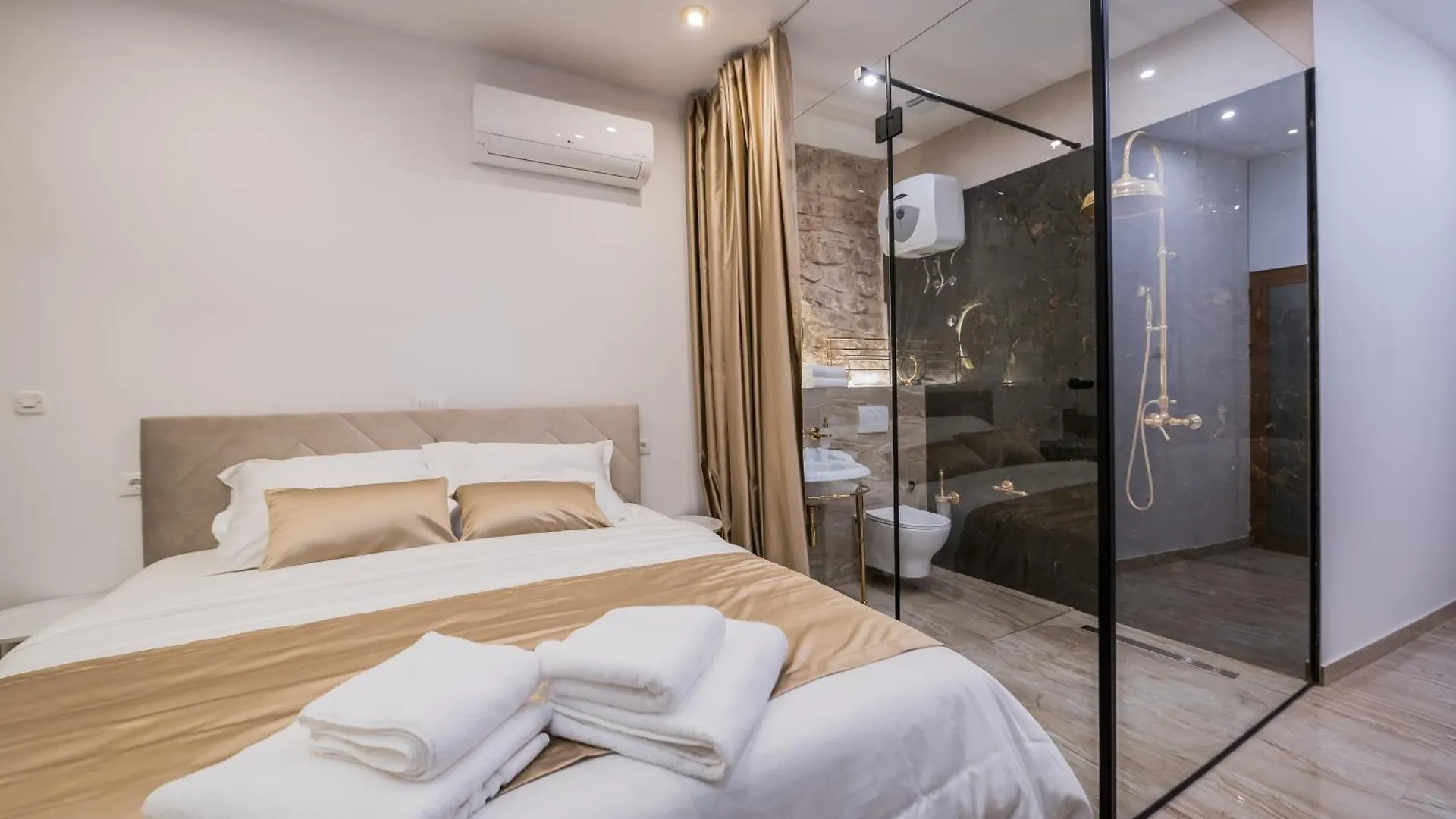 Emperor'S Residence Luxury Room - Unique Unesco Site Apartman Split